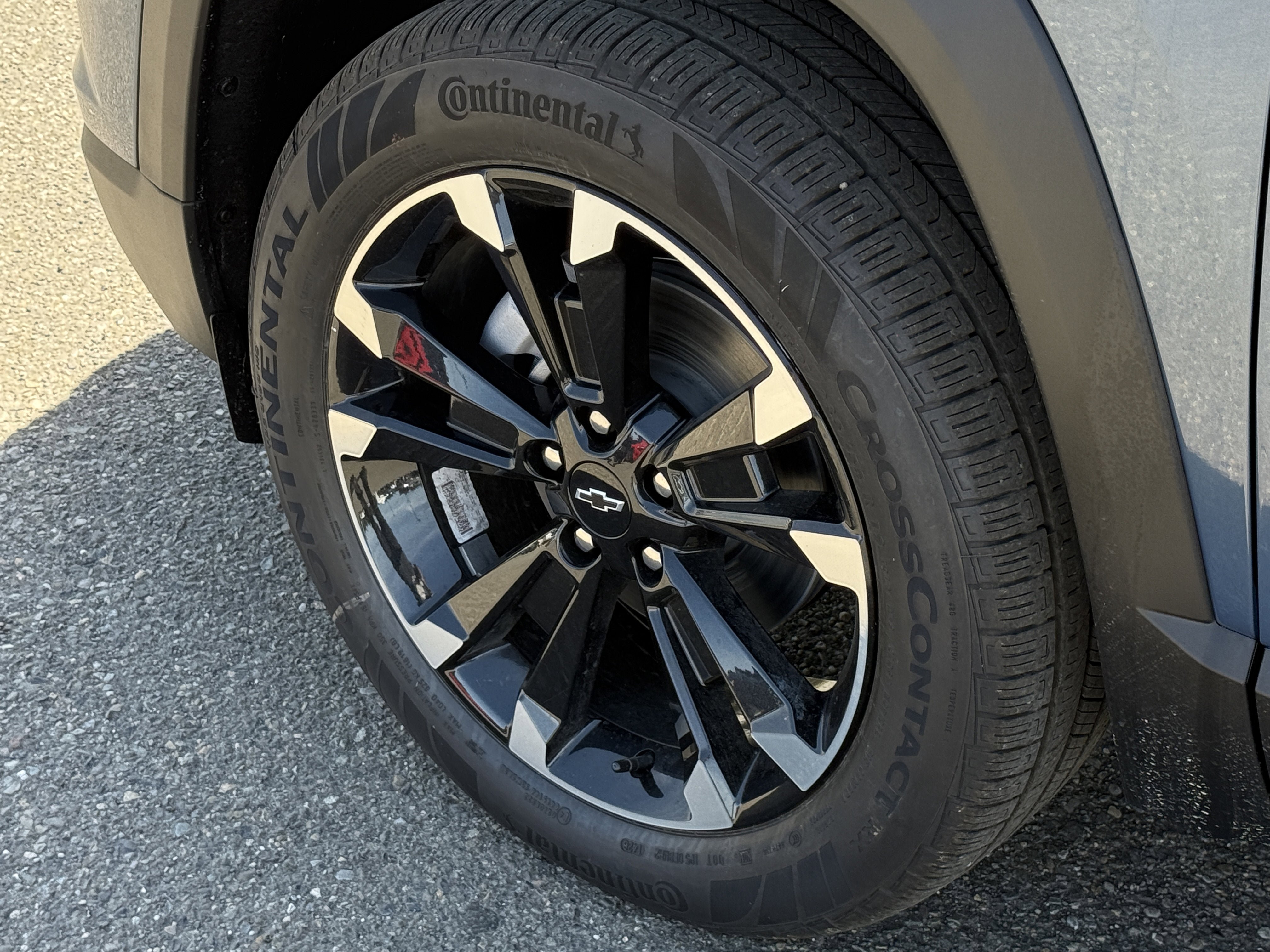 New 2026 Chevrolet Equinox RS w/ Convenience Package III AWD/4WD image 31