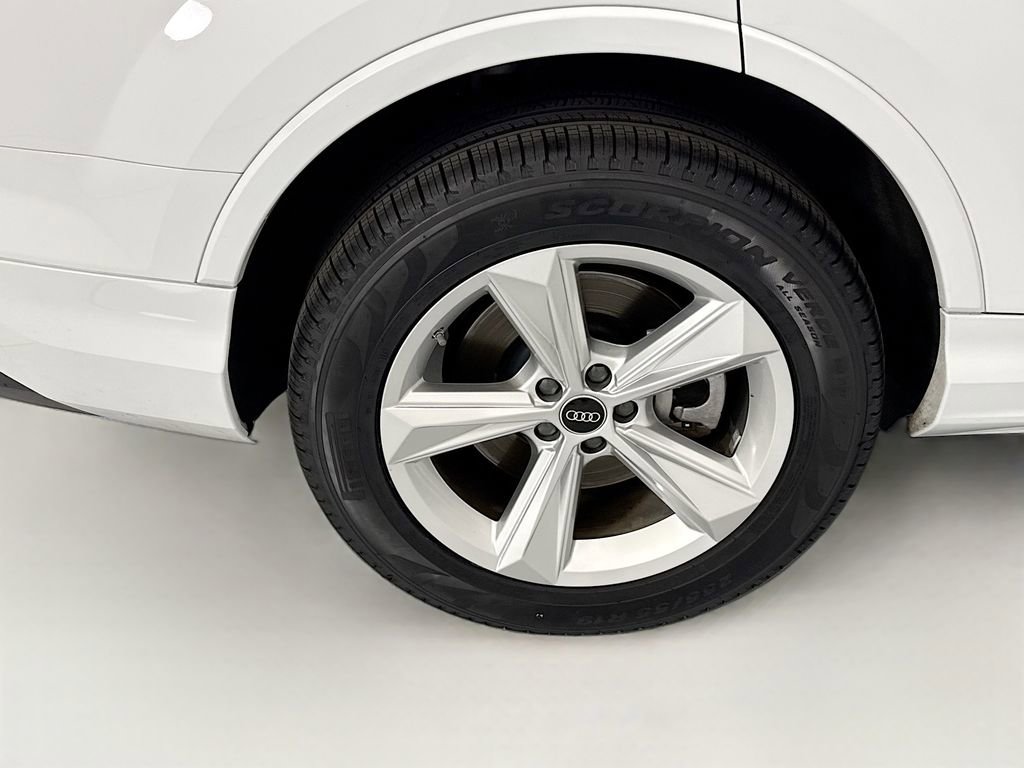 Certified 2023 Audi Q7 2.0T Premium Plus w/ Premium Plus Package image 32