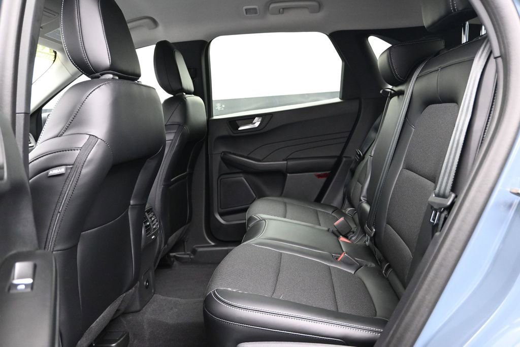 New 2026 Ford Escape SE FWD image 27