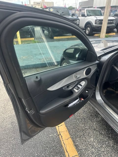 Used 2018 Mercedes-Benz C 300 Sedan image 25