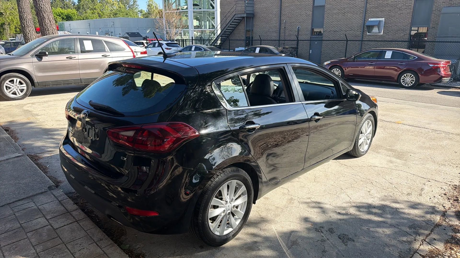 Used 2015 Kia Forte EX w/ EX Premium Package FWD image 6