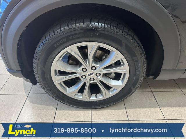 Used 2021 Ford Explorer XLT w/ Equipment Group 202A AWD/4WD image 32