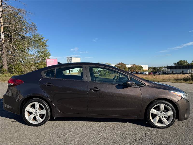 Used 2013 Kia Optima LX FWD image 6