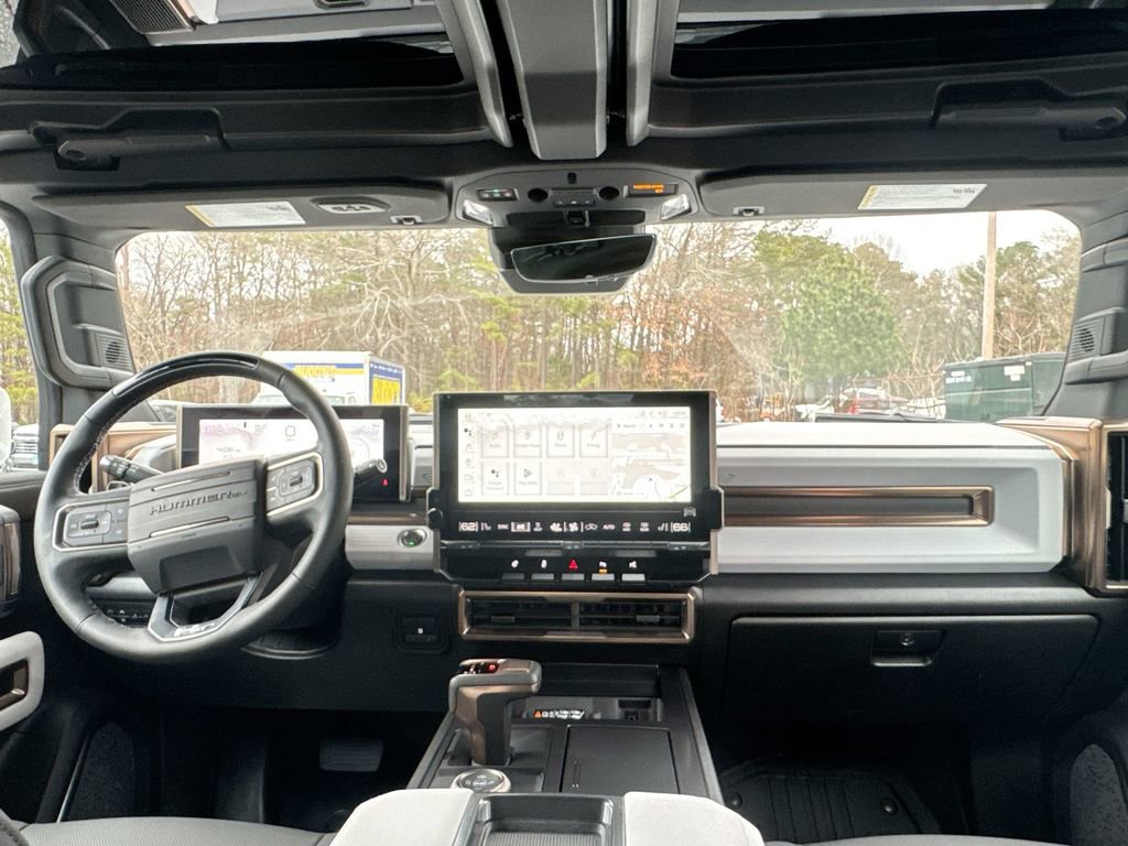 Used 2025 GMC Hummer EV 3X image 30