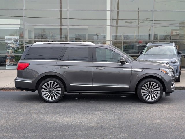 Used 2018 Lincoln Navigator Reserve w/ Technology Package image 9