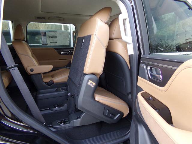 New 2025 INFINITI QX80 Luxe image 25