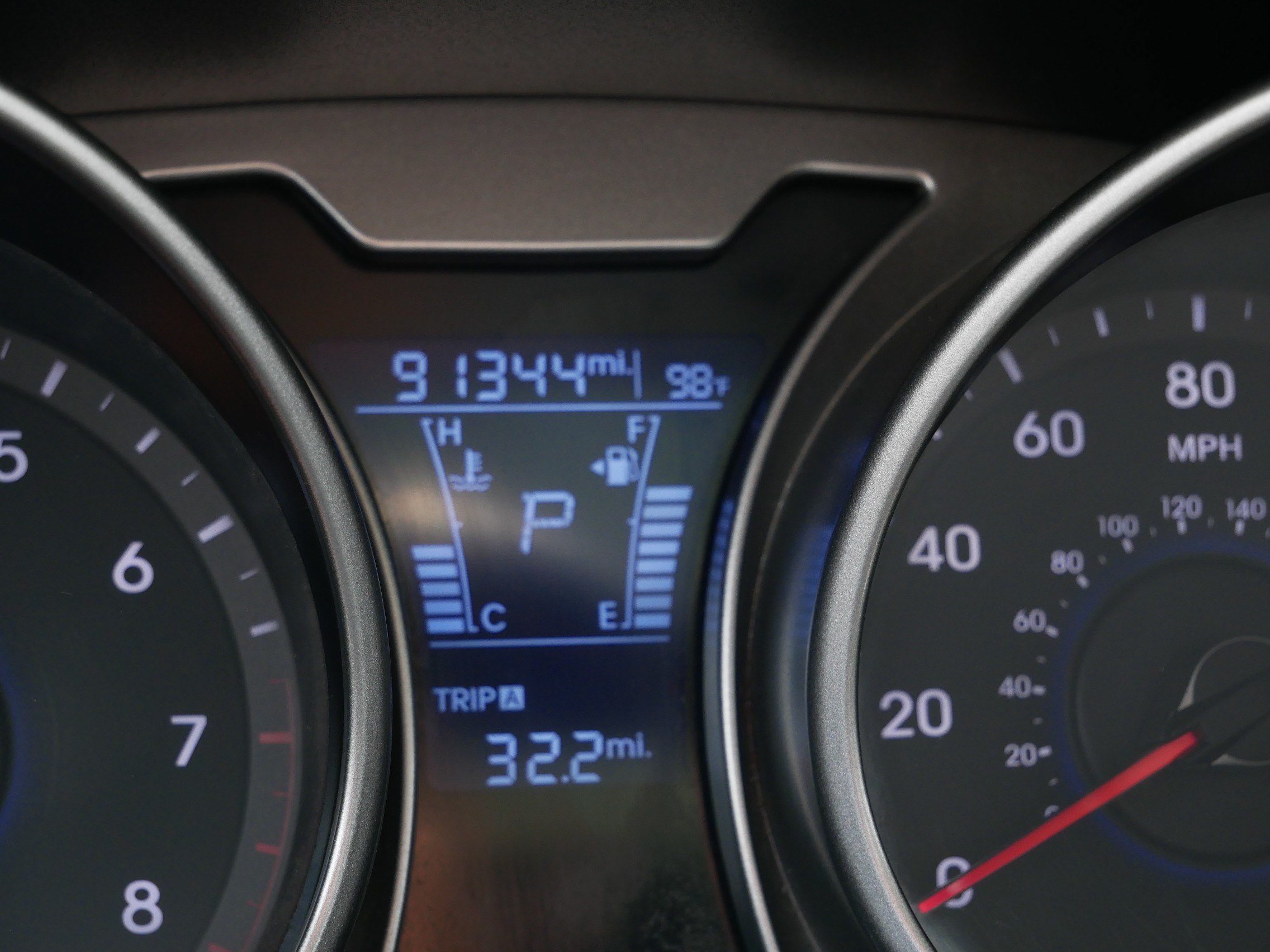 Used 2017 Hyundai Veloster Value Edition FWD image 34