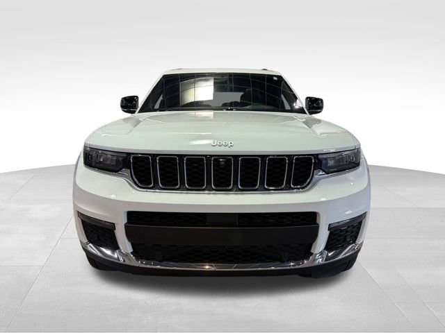 Used 2024 Jeep Grand Cherokee L Limited w/ Luxury Tech Group II image 2