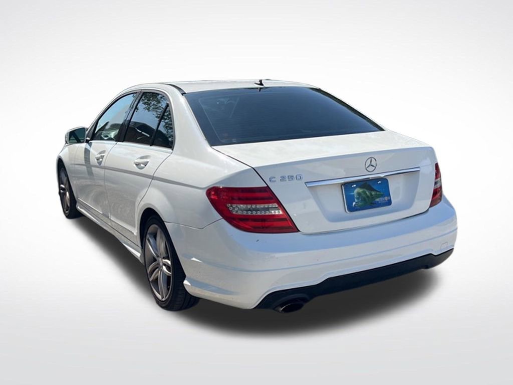 Used 2014 Mercedes-Benz C 250 Sedan image 6
