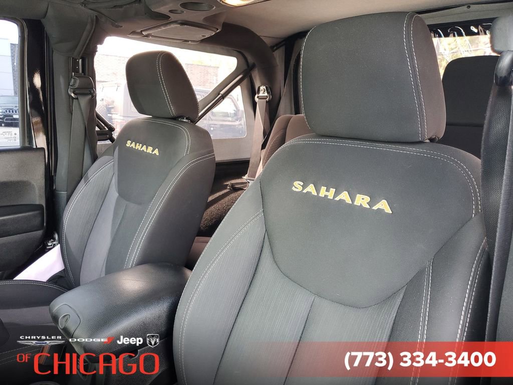 Used 2015 Jeep Wrangler Sahara w/ Connectivity Group AWD/4WD image 14