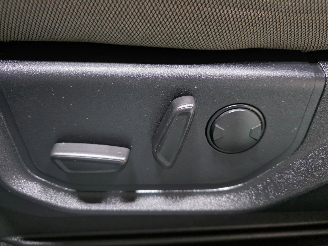 Used 2019 Ford F150 XLT w/ Equipment Group 302A Luxury image 17