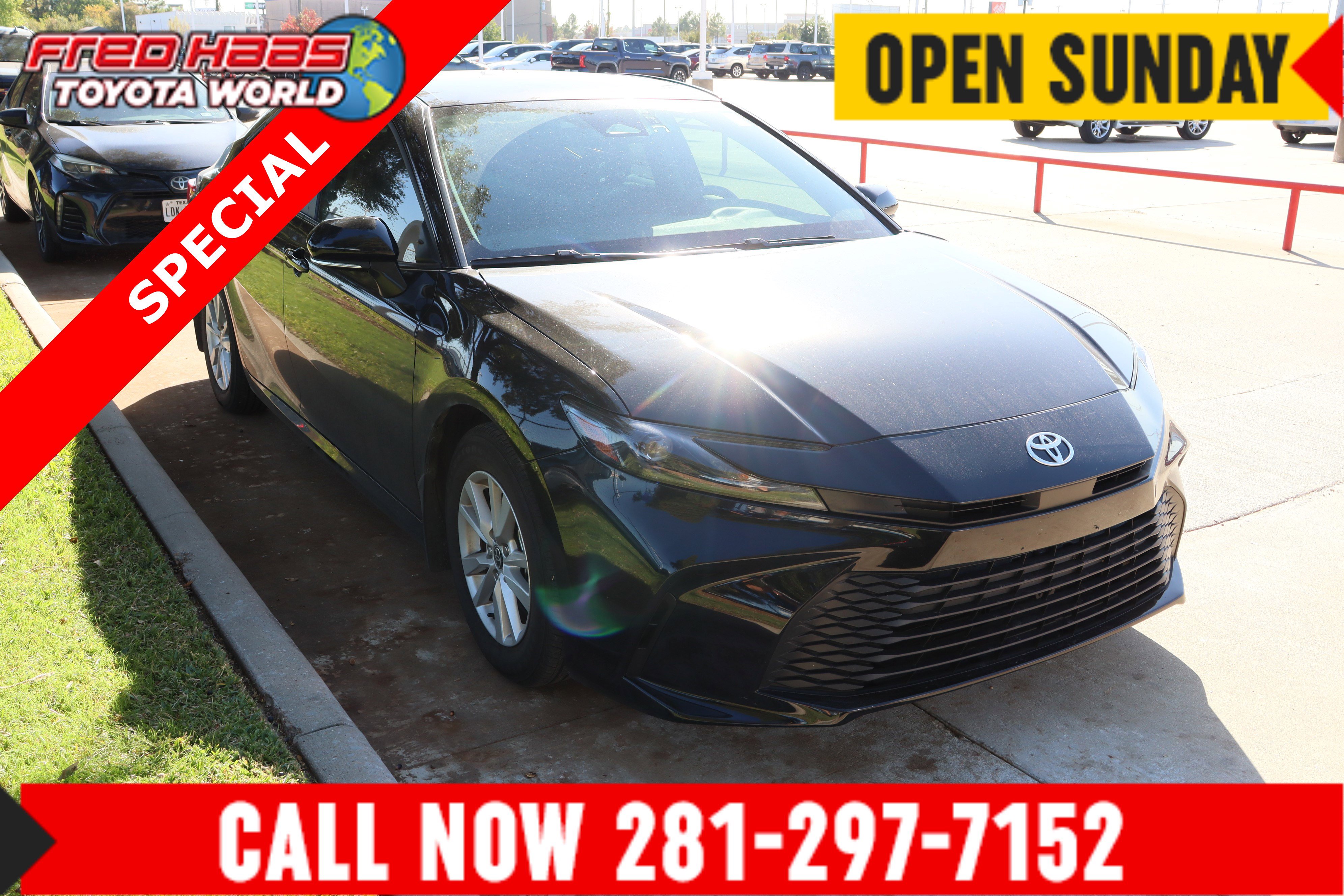 Used 2025 Toyota Camry LE image 1