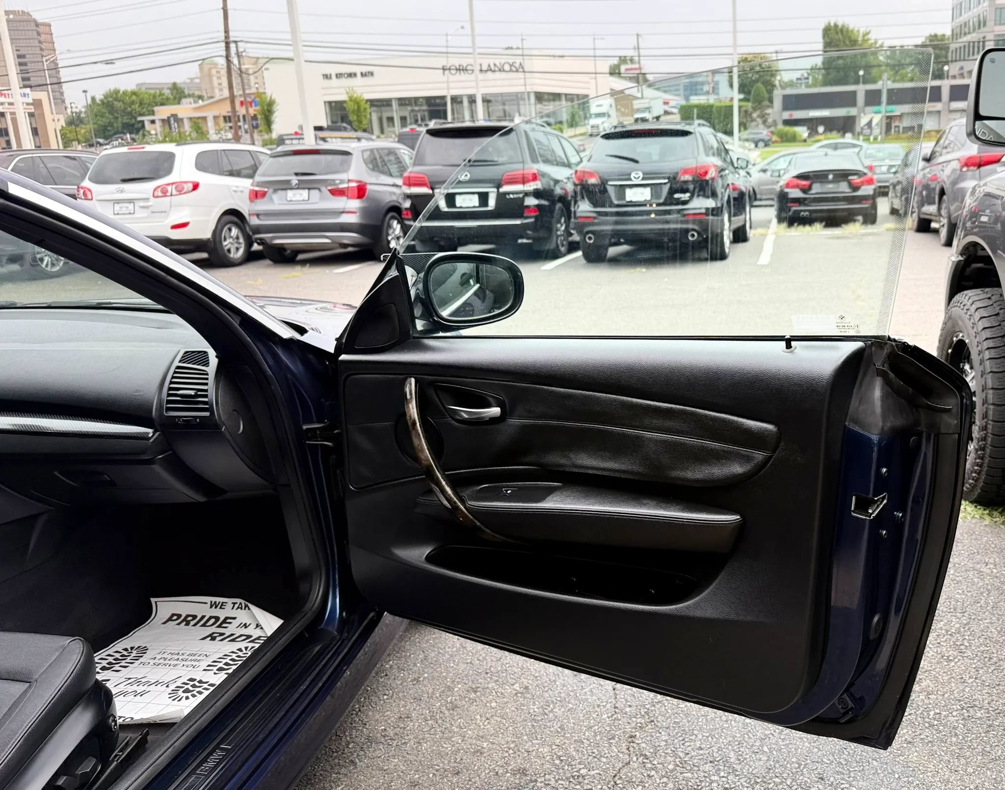 Used 2011 BMW 128i Convertible RWD image 33