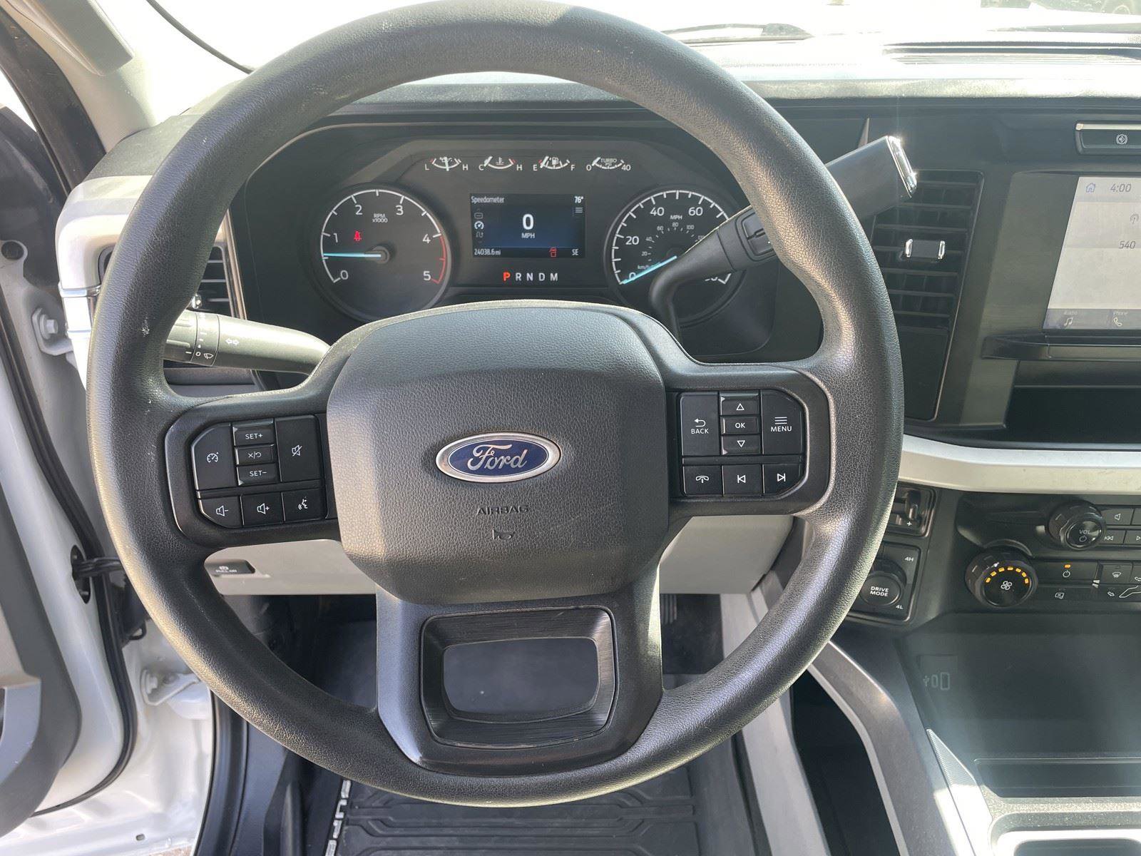 Used 2024 Ford F250 XLT w/ FX4 Off-Road Package AWD/4WD image 15