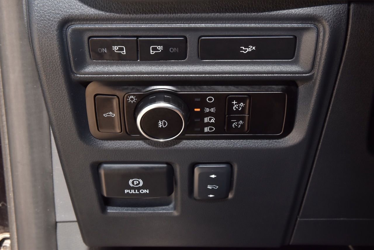 Used 2023 Ford F150 Lariat w/ Equipment Group 502A High AWD/4WD image 32