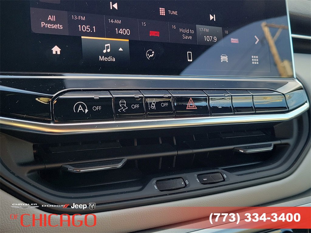 New 2026 Jeep Compass Limited image 32