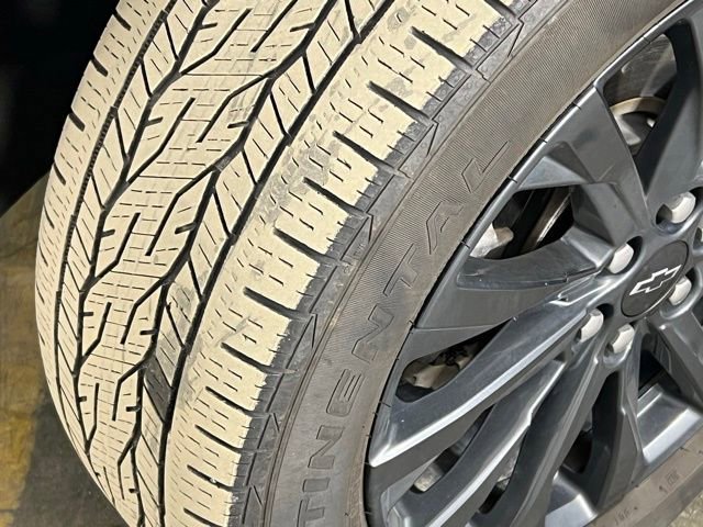 Used 2023 Chevrolet Traverse RS image 42