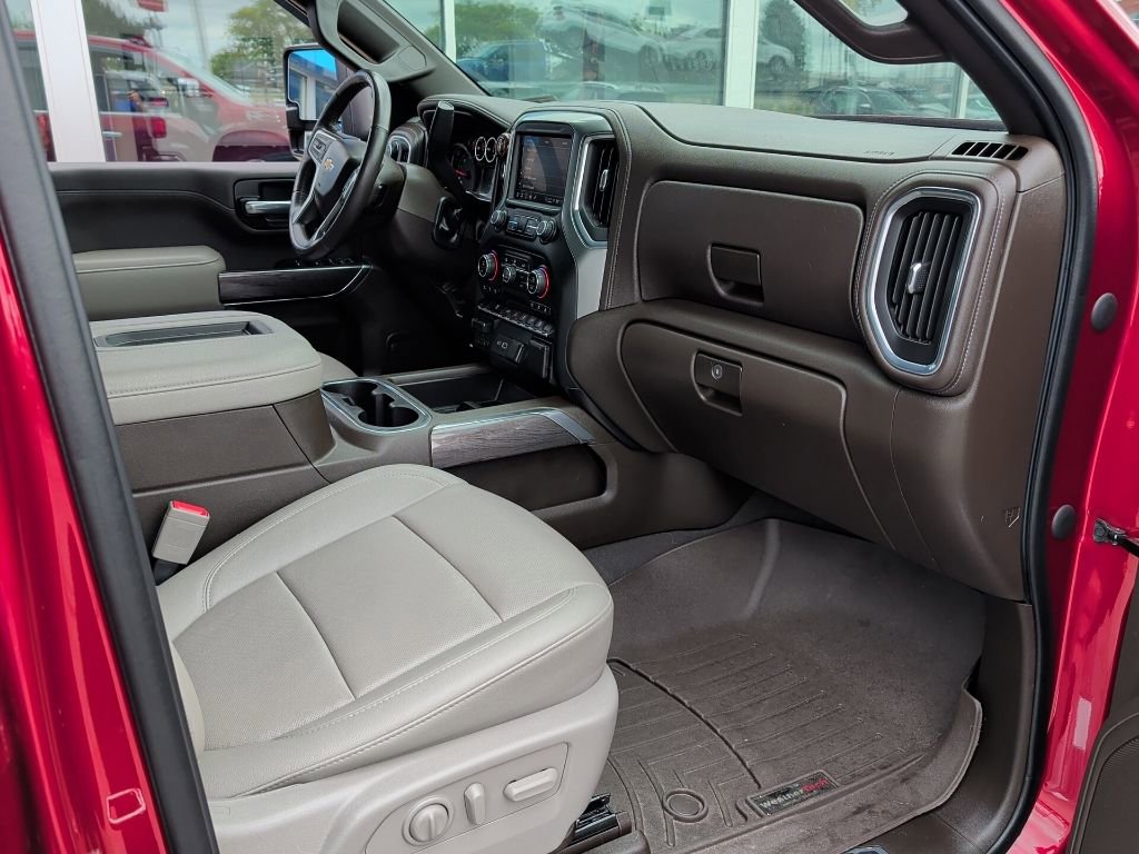 Used 2021 Chevrolet Silverado 2500 LTZ w/ LTZ Convenience Package AWD/4WD image 5