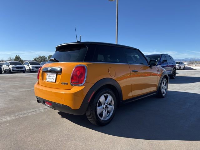 Used 2016 MINI Cooper 2-Door Hardtop image 8