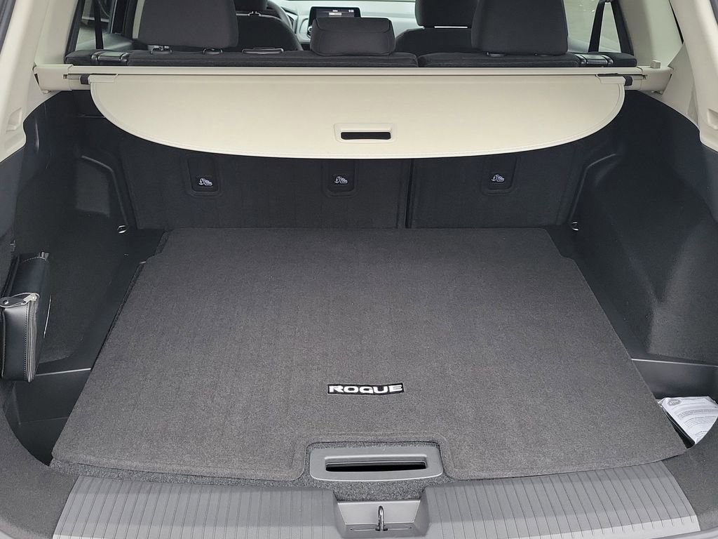 New 2026 Nissan Rogue S image 14
