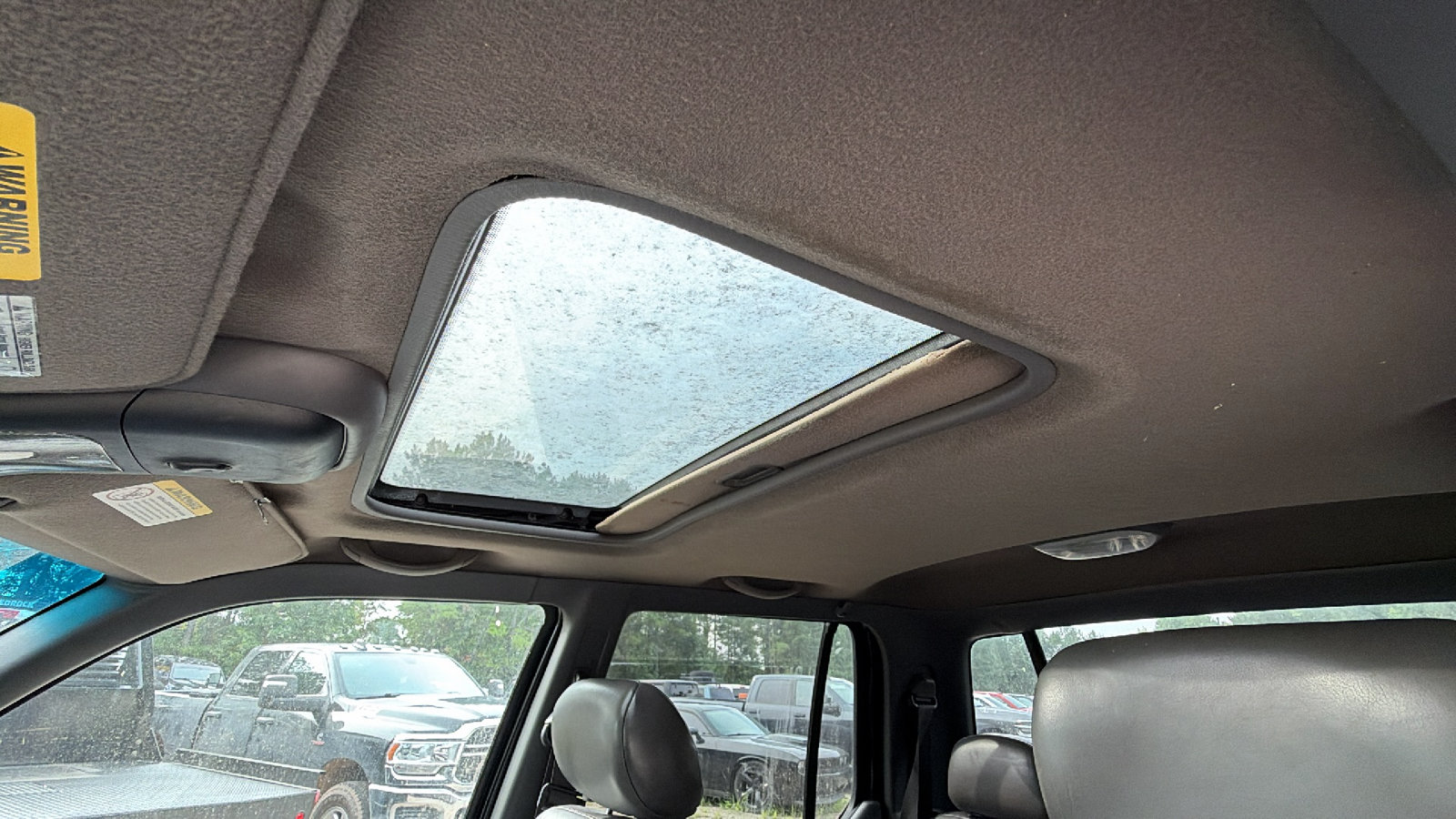 Used 2001 Ford Explorer Sport Trac 4x4 image 17