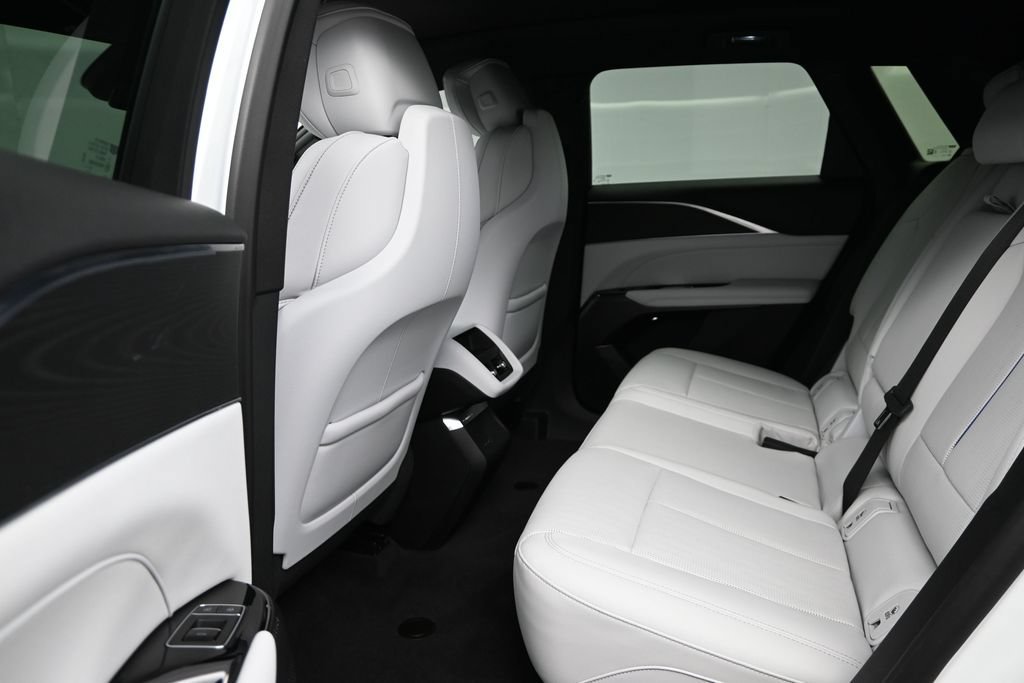 Certified 2024 Cadillac Lyriq Sport AWD/4WD image 14