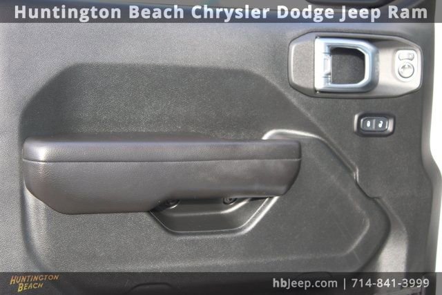 Used 2018 Jeep Wrangler Unlimited Sport S image 8