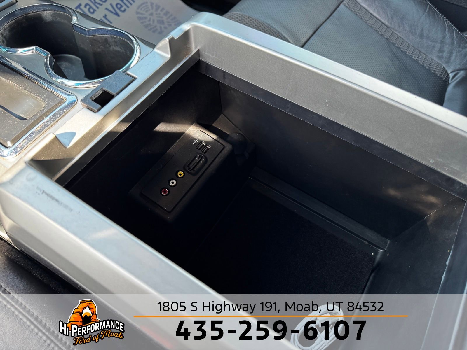 Used 2014 Ford F150 Raptor w/ Equipment Group 801A Luxury AWD/4WD image 36