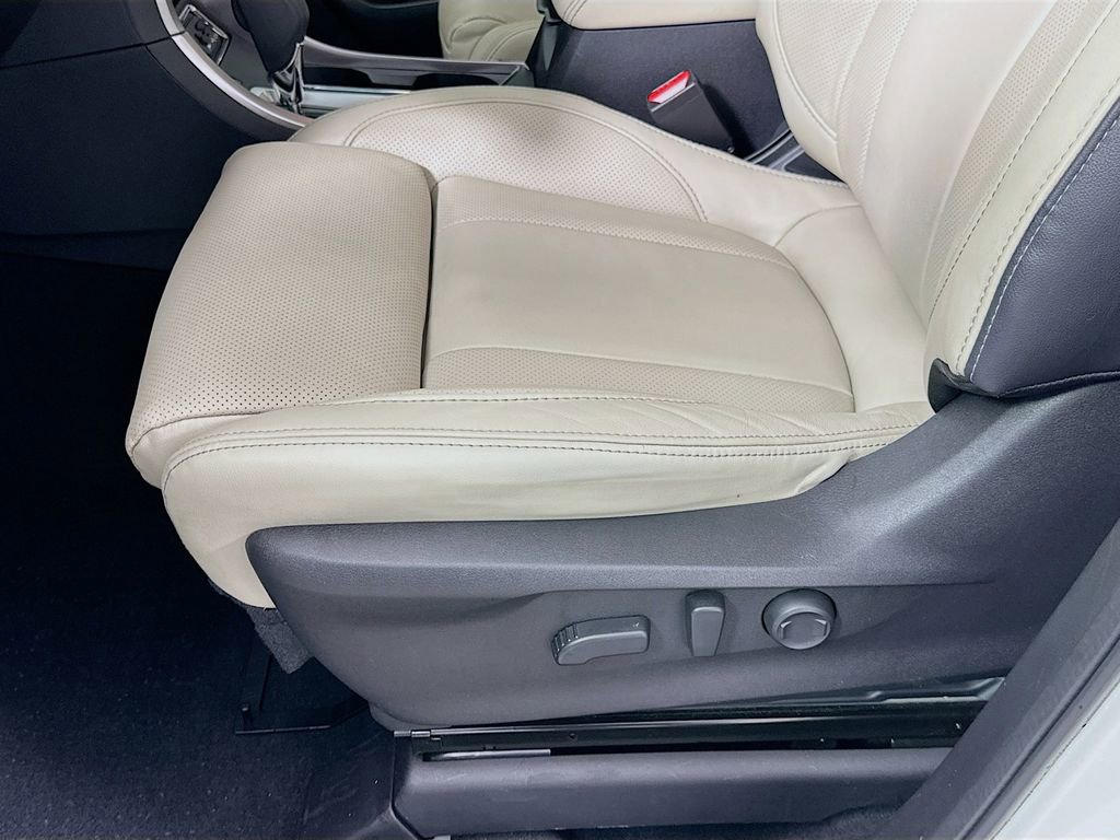 Used 2020 Subaru Ascent Limited image 19