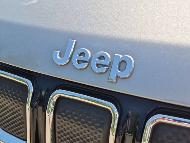 Used 2022 Jeep Compass Limited AWD/4WD image 29