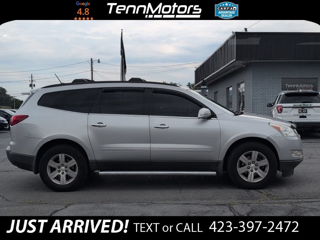 Used 2011 Chevrolet Traverse LT w/ LPO, 'HIT The Road' Package FWD image 4