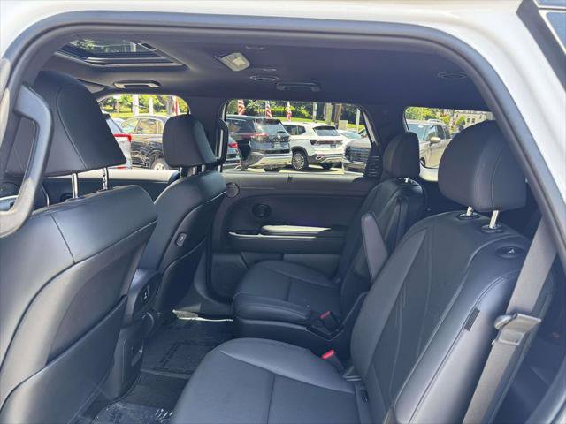 Certified 2026 Hyundai Palisade XRT Pro AWD/4WD image 13