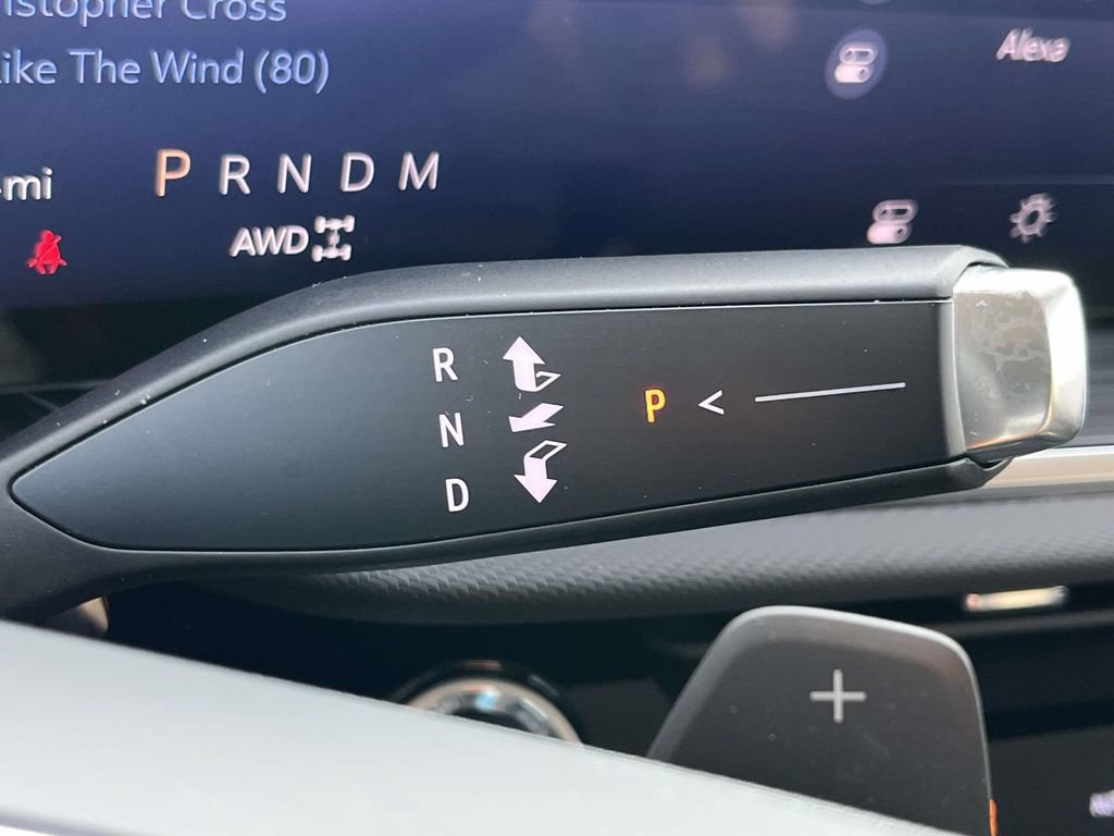Used 2024 Buick Envision Preferred AWD/4WD image 31