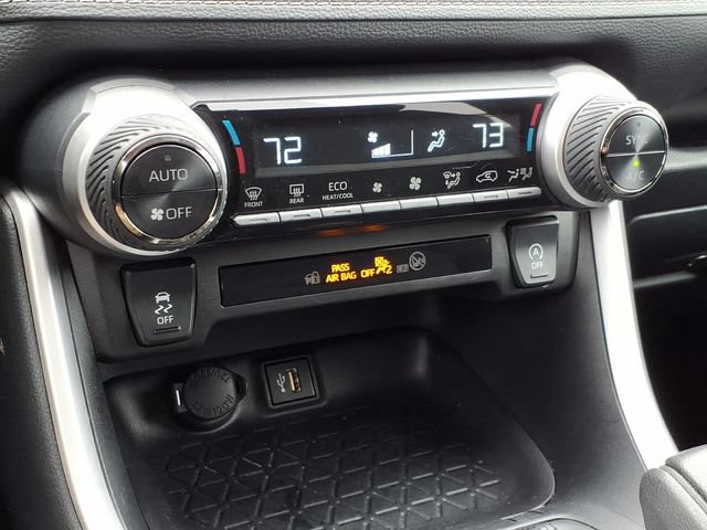 Used 2025 Toyota RAV4 XLE FWD image 26