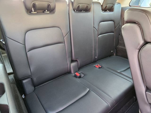 Certified 2025 Nissan Pathfinder Platinum w/ Cargo Package AWD/4WD image 17