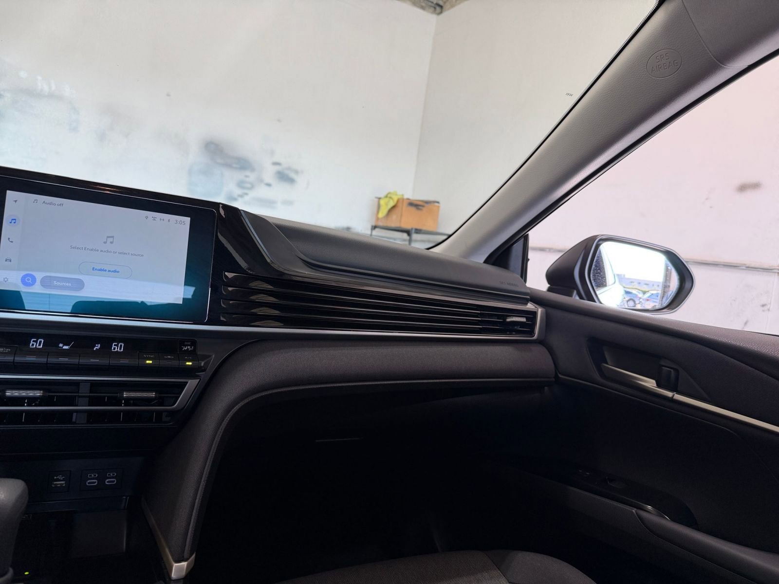 Used 2025 Toyota Camry LE image 34