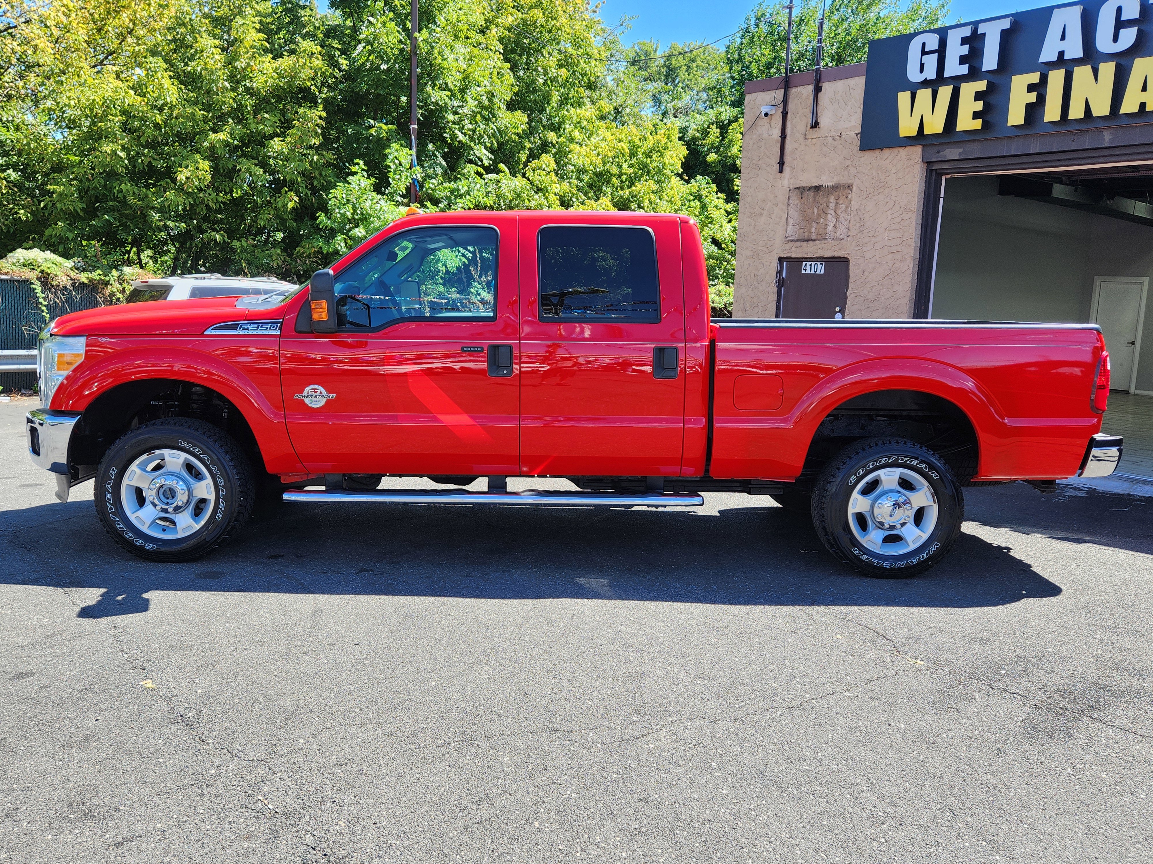 Used 2016 Ford F350 XLT w/ XLT Value Package AWD/4WD image 2