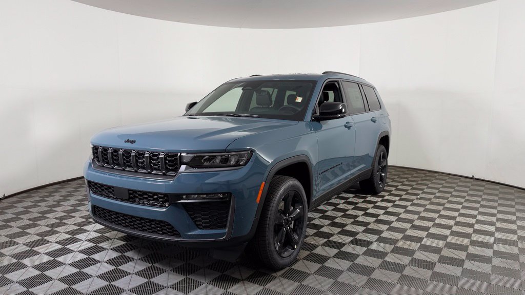 New 2027 Jeep Grand Cherokee L Limited AWD/4WD image 3
