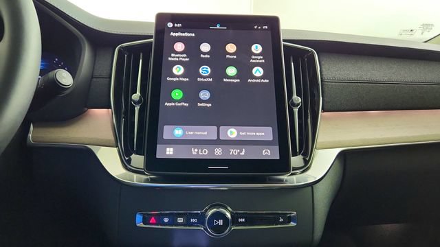 New 2026 Volvo XC90 B5 Core AWD/4WD image 21