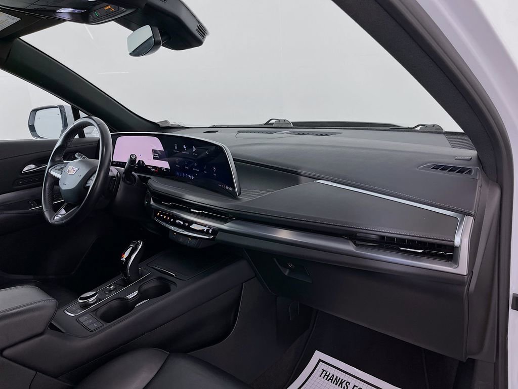 Used 2024 Cadillac XT4 Premium Luxury AWD/4WD image 33