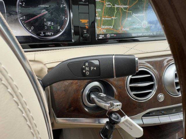 Used 2014 Mercedes-Benz S 550 Sedan image 27