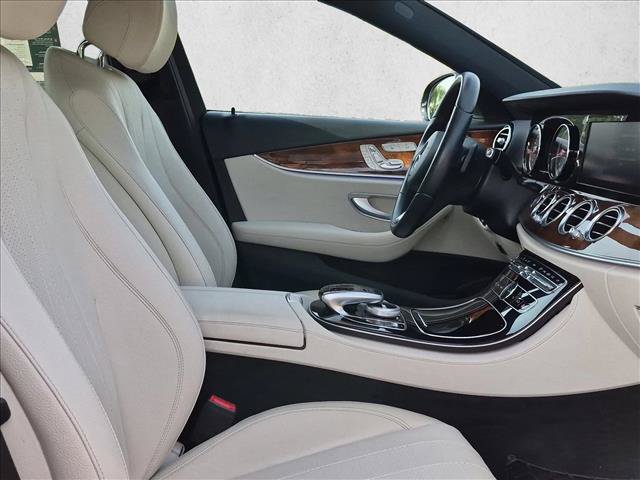 Used 2018 Mercedes-Benz E 300 image 23