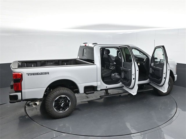 New 2026 Ford F250 Lariat image 57