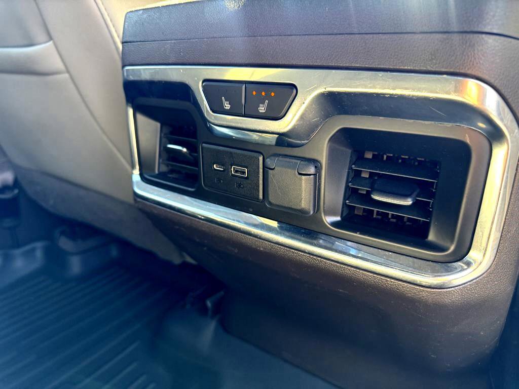 Used 2020 Chevrolet Silverado 2500 LTZ w/ LTZ Premium Package image 11