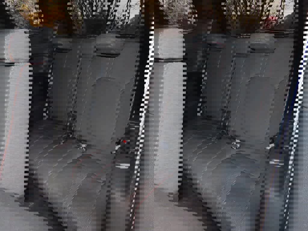 Used 2023 Honda Pilot Sport image 16