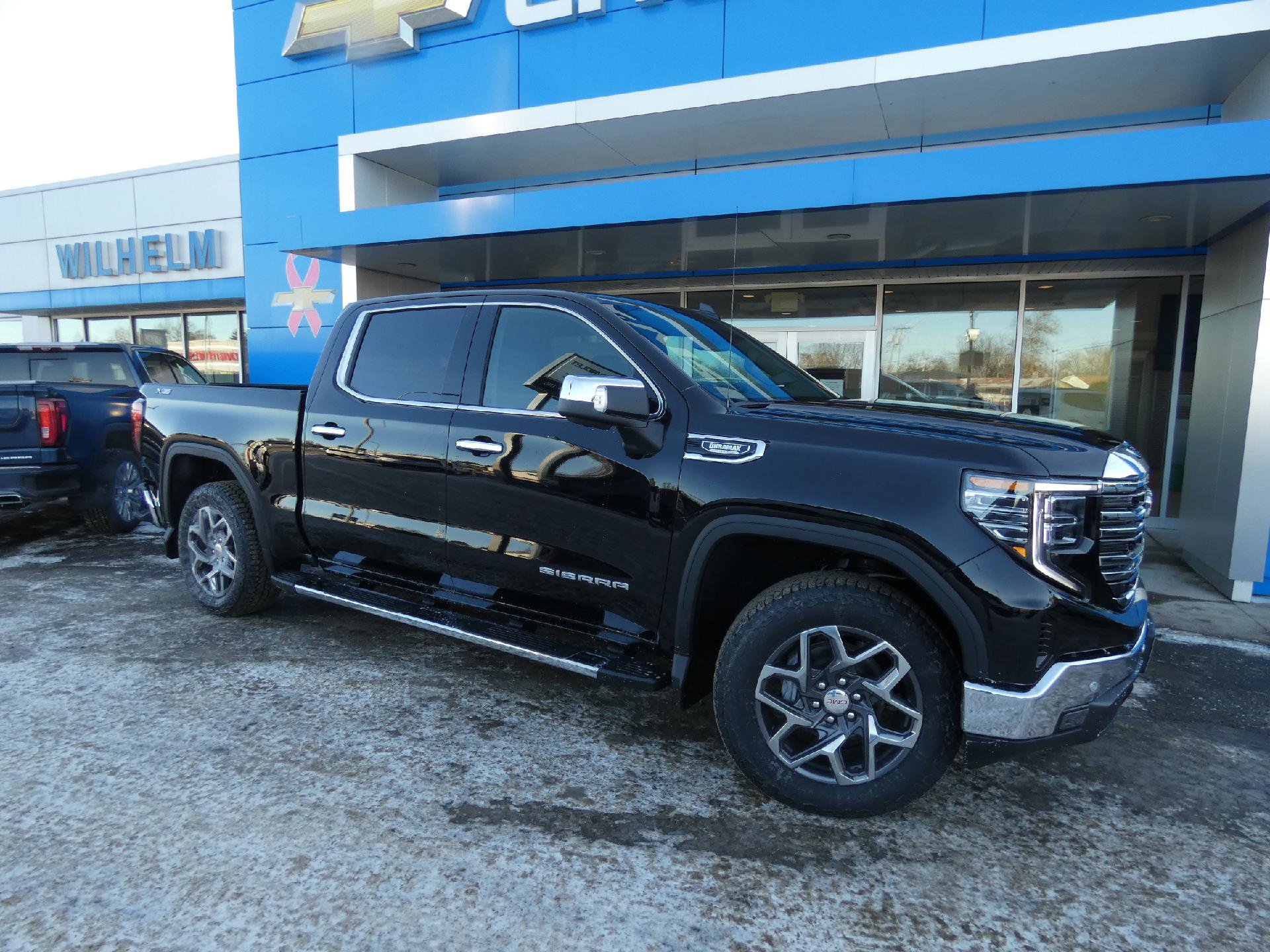 New 2026 GMC Sierra 1500 SLT w/ SLT Premium Plus Package