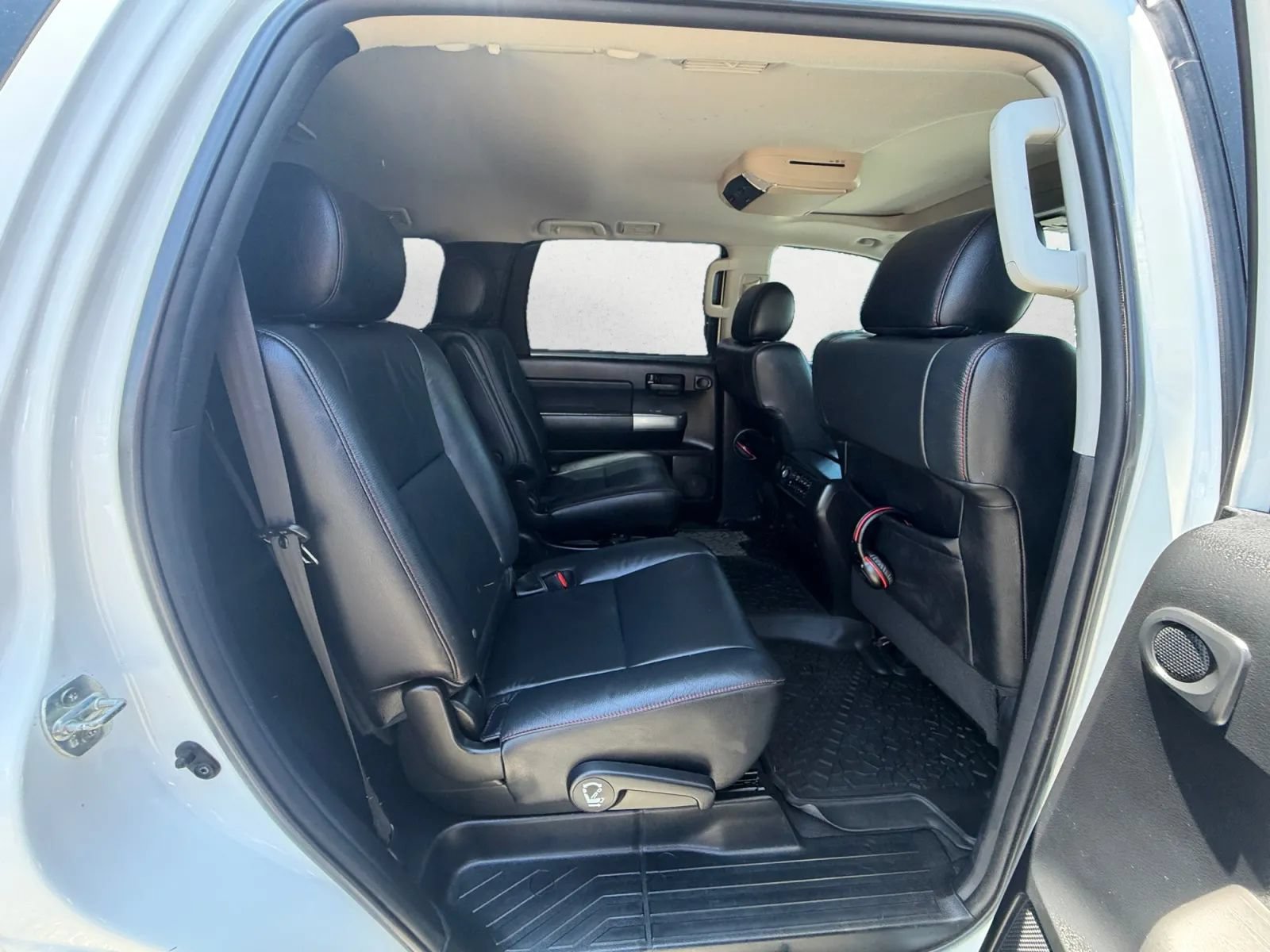 Used 2020 Toyota Sequoia TRD Pro w/ Carpet Mat Package (TMS) AWD/4WD image 27