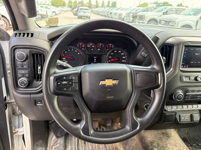 Used 2022 Chevrolet Silverado 1500 W/T w/ WT Value Package AWD/4WD image 17