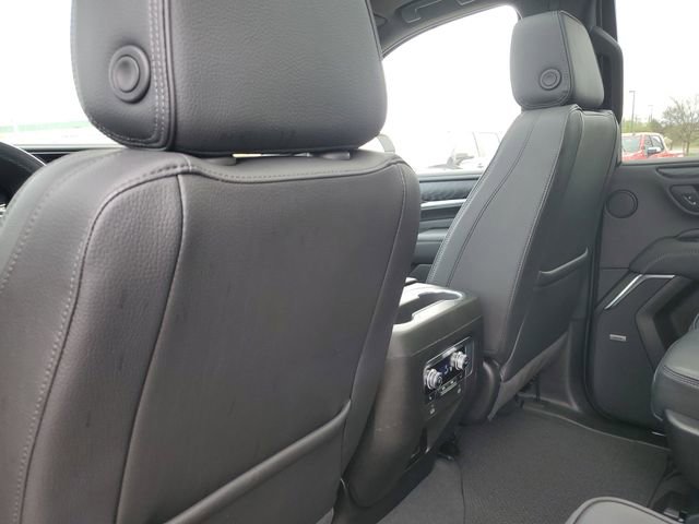 Used 2023 GMC Yukon Denali AWD/4WD image 30