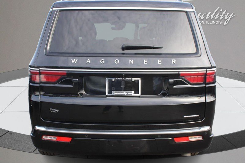 Used 2024 Jeep Wagoneer L Series II w/ Flexible Seating Group image 5